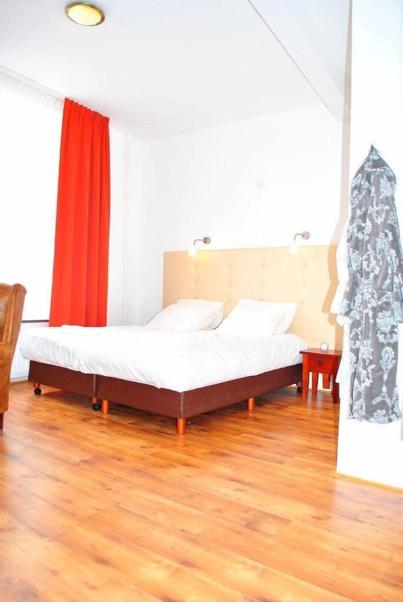 Lange Mare City Hotel เลเดน ห้อง รูปภาพ